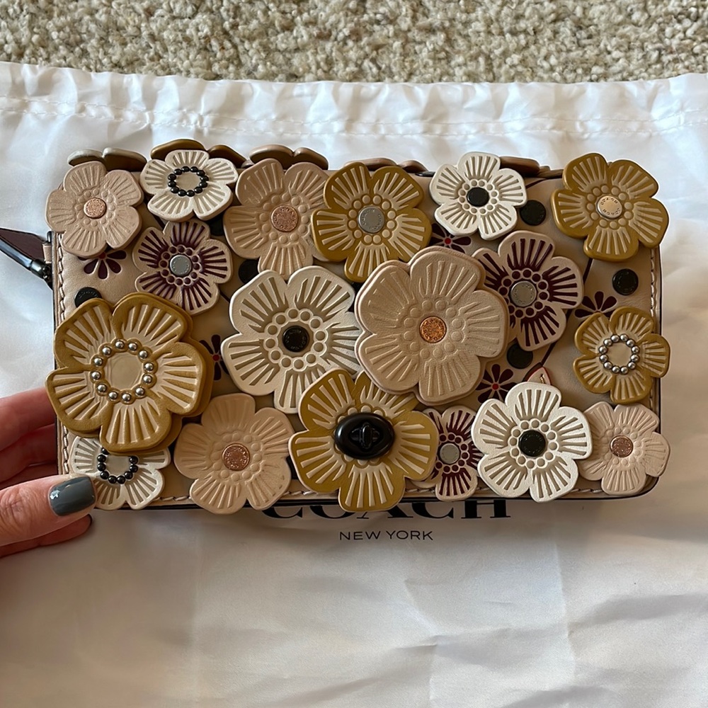 Coach Original Tea Rose Dinky in Beechwood